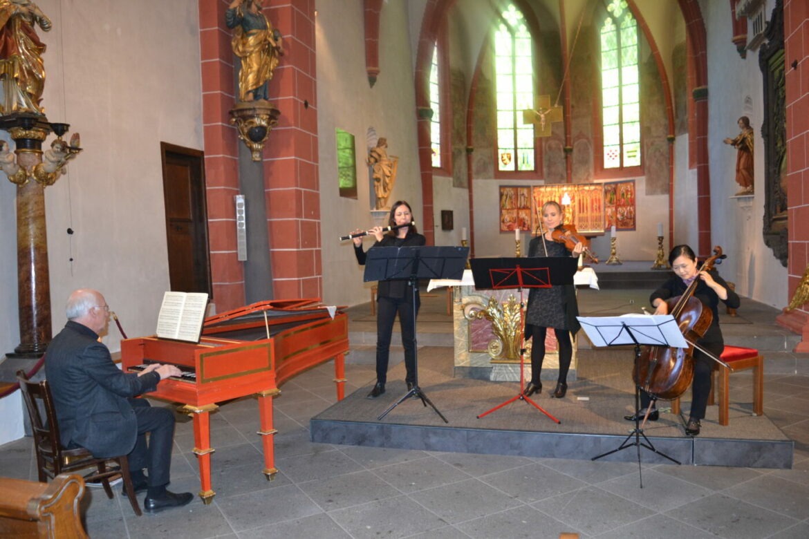 01_Ensemble_Musici-di-Sayn_Barockkonzert_Verrückte_Zeiten_in_Bendorf-Sayn_NACHBERICHT_06-2021