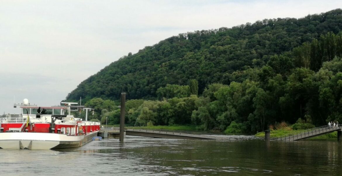 Durch den Zusammenstoß ist die Geysir-Steganlage teilweise gesunken
