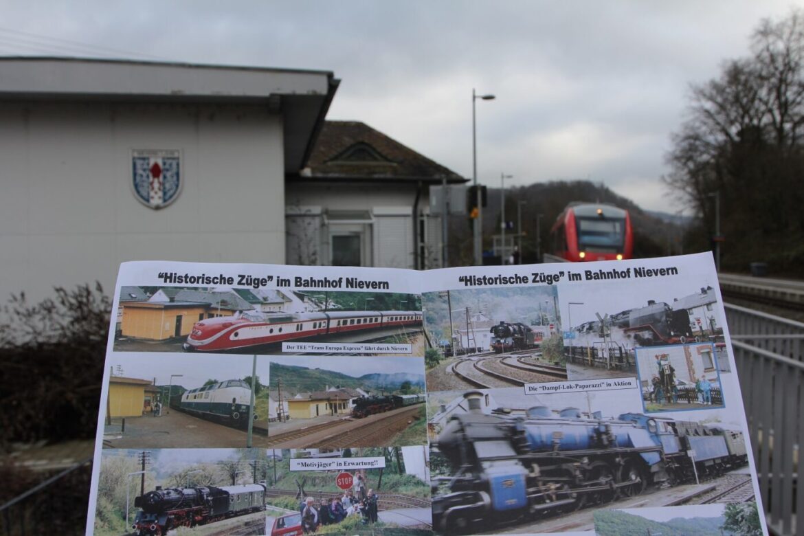 Collage historischer Züge am Bahnhof Nievern.