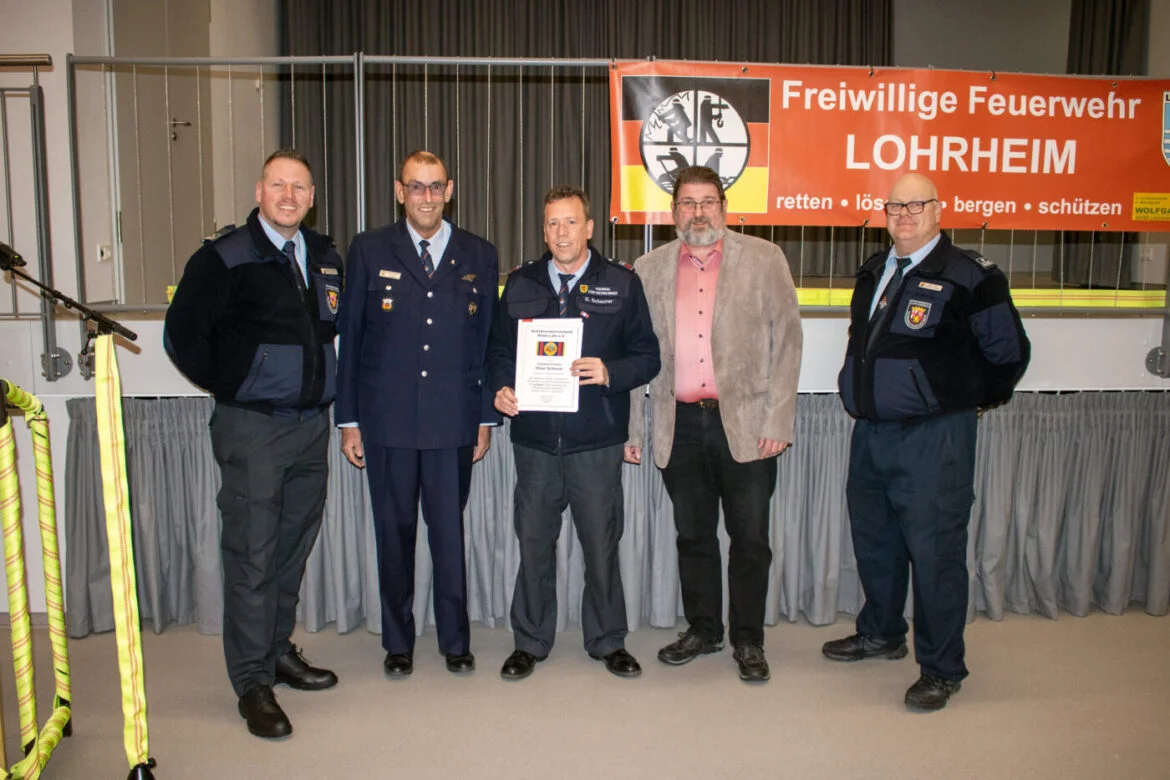 Ehrung bei Freiwilliger Feuerwehr Lohrheim, 56aktuell berichtet.