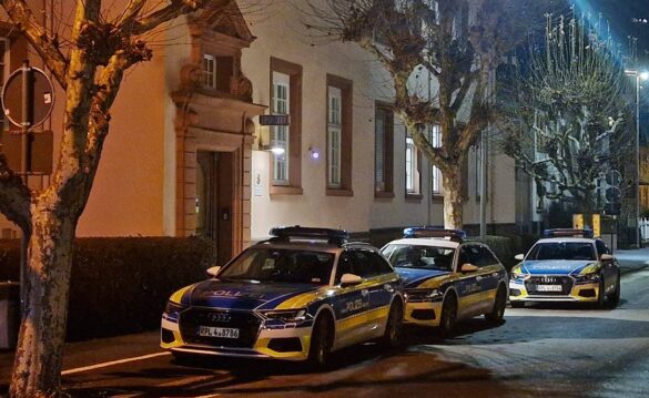 Bad Ems_Bachstrasse (1)-min Polizeiautos in der Bachstraße, Bad Ems bei Nacht, 56aktuell News