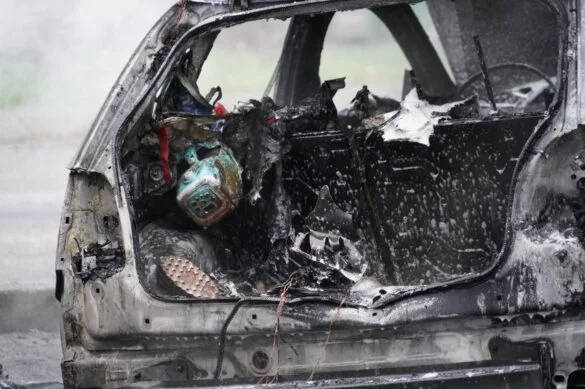 Fahrzeugbrand_doppelt (6)-min Ausgebranntes Fahrzeug nach Brand, 56aktuell News