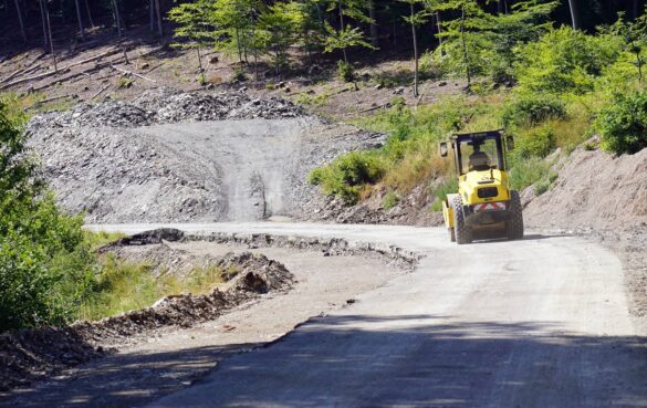 L335 Braubach Dachsenhausen Juli 25 (7) Baustelle auf der L335 bei Braubach, 56aktuell News