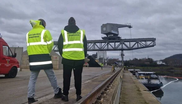 Lahnstein_Hafen (10)-min Arbeiter am Hafen von Lahnstein, 56aktuell News.