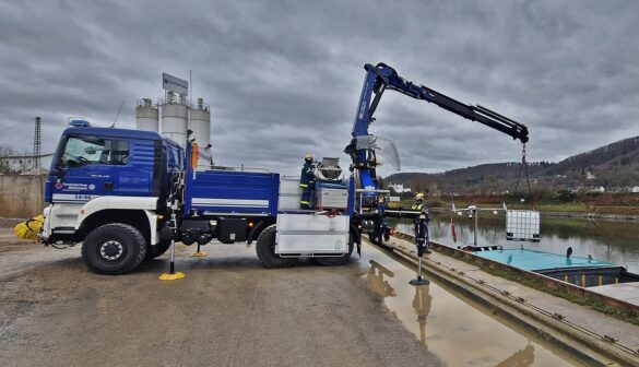 Lahnstein_Hafen (14)-min Einsatzfahrzeug am Hafen Lahnstein, 56 aktuell berichtet