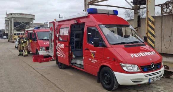 Lahnstein_Hafen (2)-min Feuerwehrfahrzeuge im Hafen von Lahnstein, 56aktuell News
