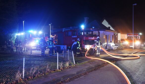 Wilofa (4) Feuerwehreinsatz bei Nacht, 56 aktuell berichtet
