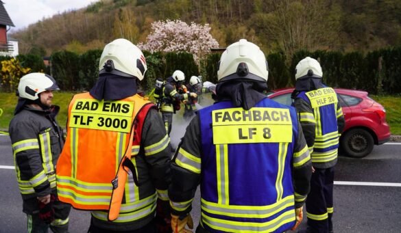 Fachbach Fahrzeugbrand (8)