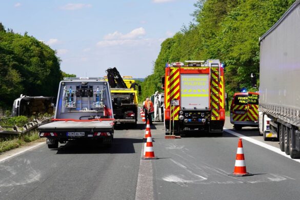 A61_Unfall_Autotransporter (4)