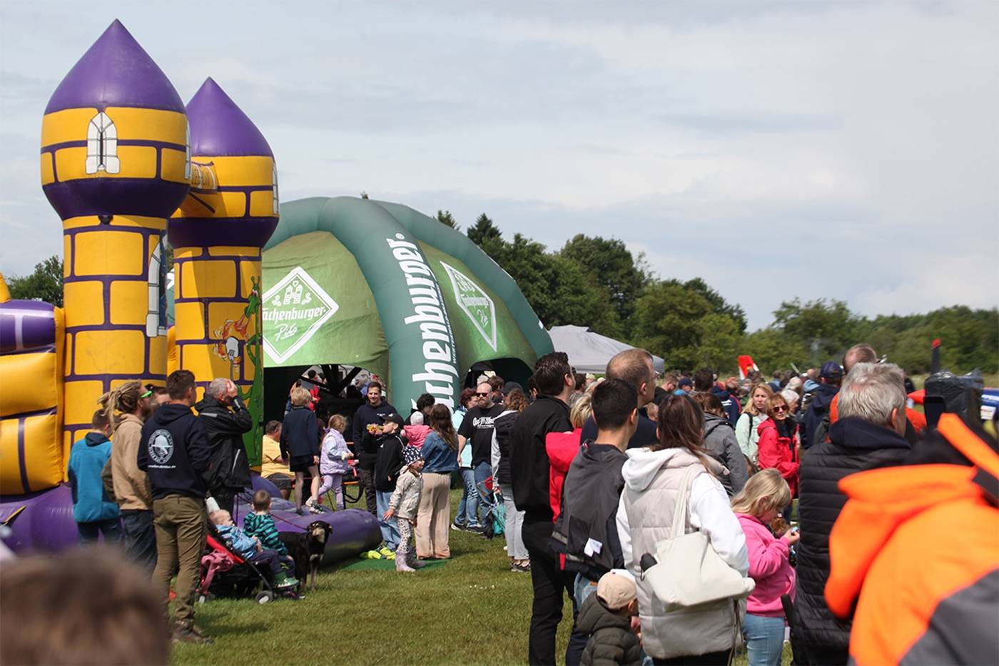 Ailertchen_Flugplatzfest (3)-min