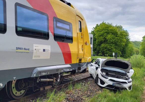 Unfall_Bahnübergang_Dernbach (5)-min